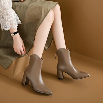 Зимняя женская обувь больших размеров, женские ботинки до середины икры на молнии сзади, необычный стиль, женская обувь с острым носком, женские ботинки на высоком массивном каблуке